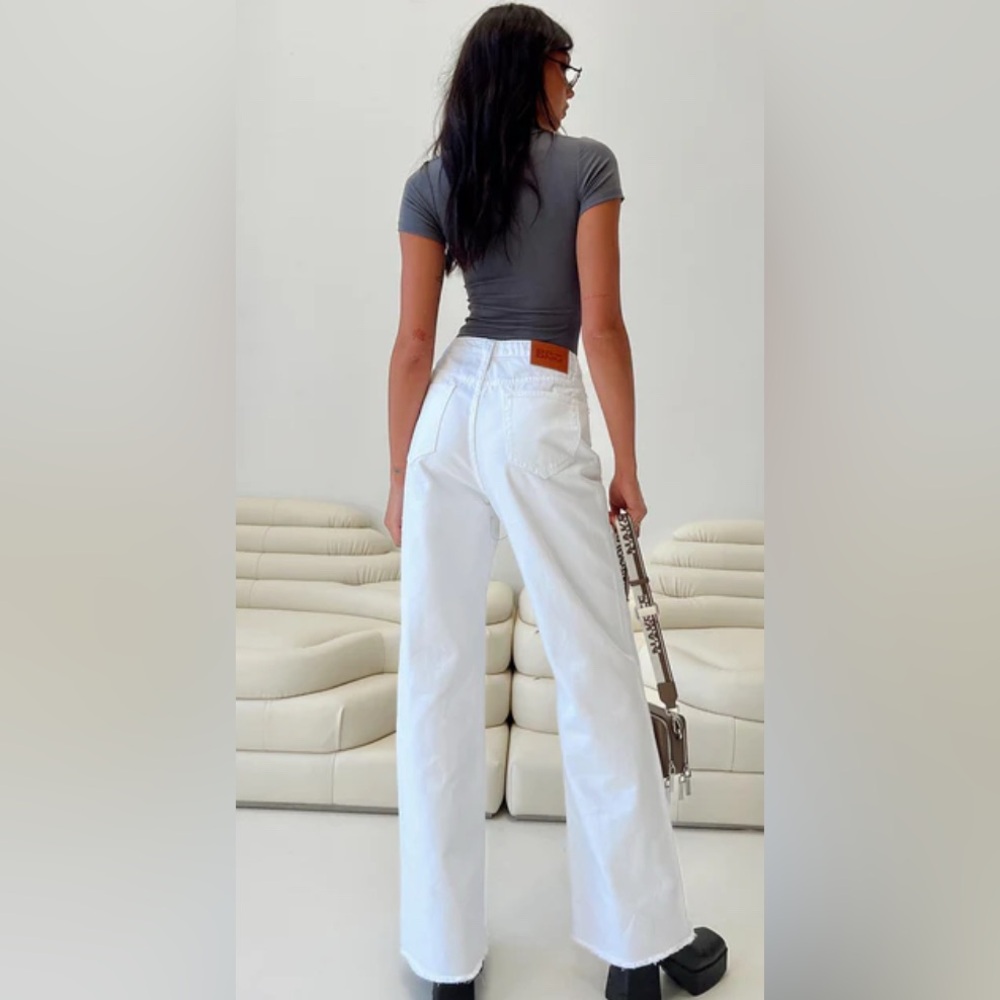 Princess Polly Carey Denim High Waist White Jeans | New without Tags - Picture 4 of 13